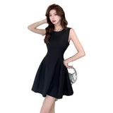 Green Royal Sister Style High-Level Sensation A-Floor Dress 2026 New Sleeveless Design Sensing French Dresses Women's Summer