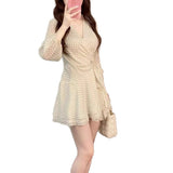Spring French Royal Sister Style High-Level Sense V Collar Wave Dress Small Beautiful Unique Waist Repair Short Dress Woman
